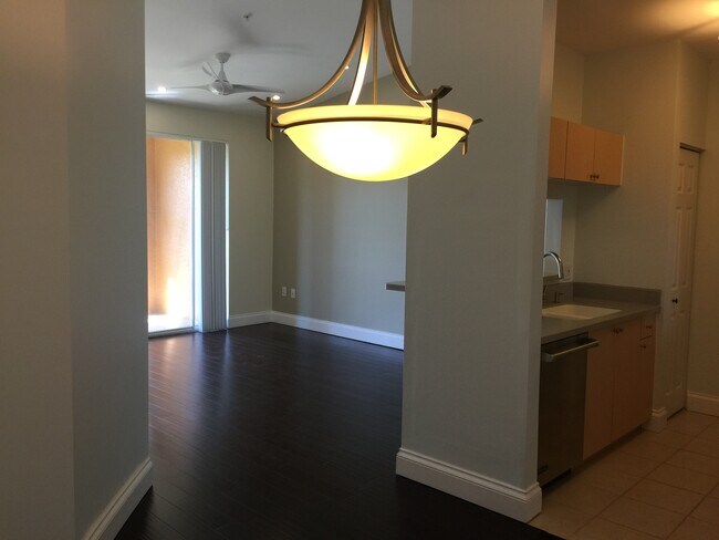 Building Photo - 1180 Reserve Way