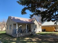 Building Photo - Quiet Corner Lot House with Large Backyard