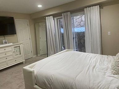 Building Photo - 31 Jackson St