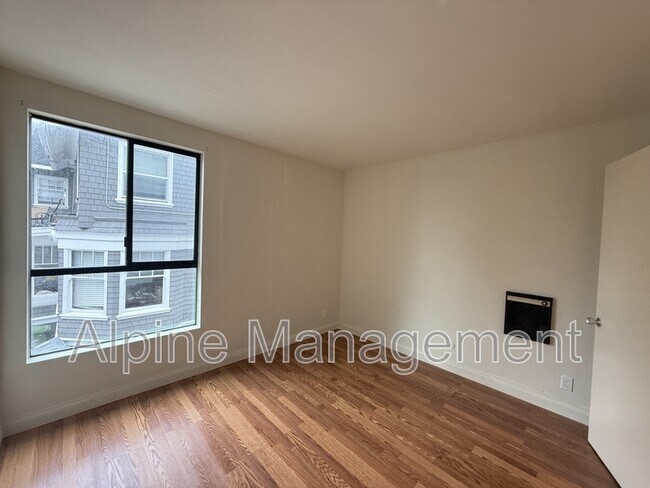 Building Photo - 2632 Warring St