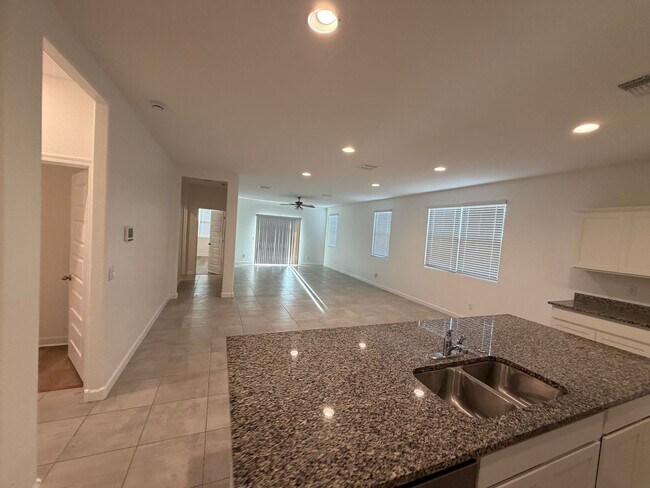 Building Photo - 22705 N Rummler Ln