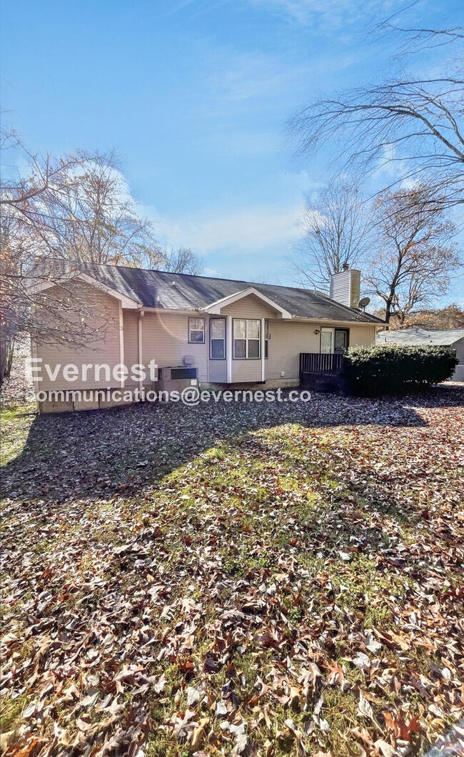 Building Photo - 4911 Hunter Village Dr