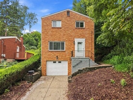 Building Photo - 56 Pointview Rd