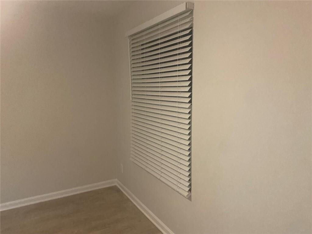 Building Photo - Room in Townhome on Baker Ct