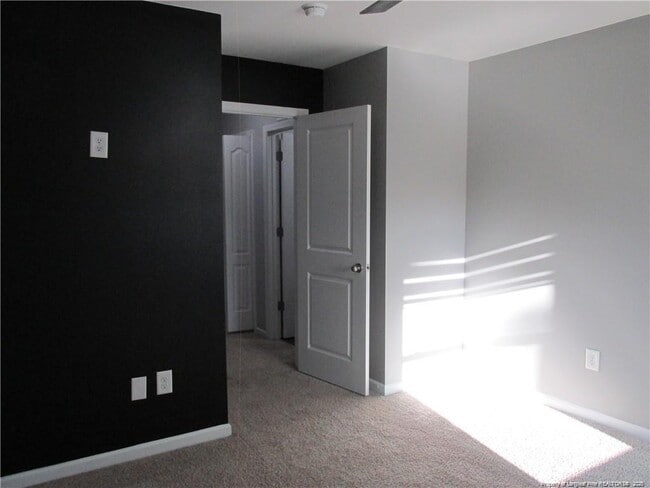 Building Photo - 1412 Demila Dr