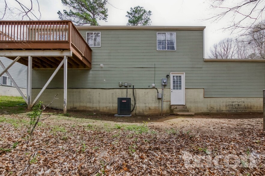 Building Photo - 3205 Winchelsea Dr