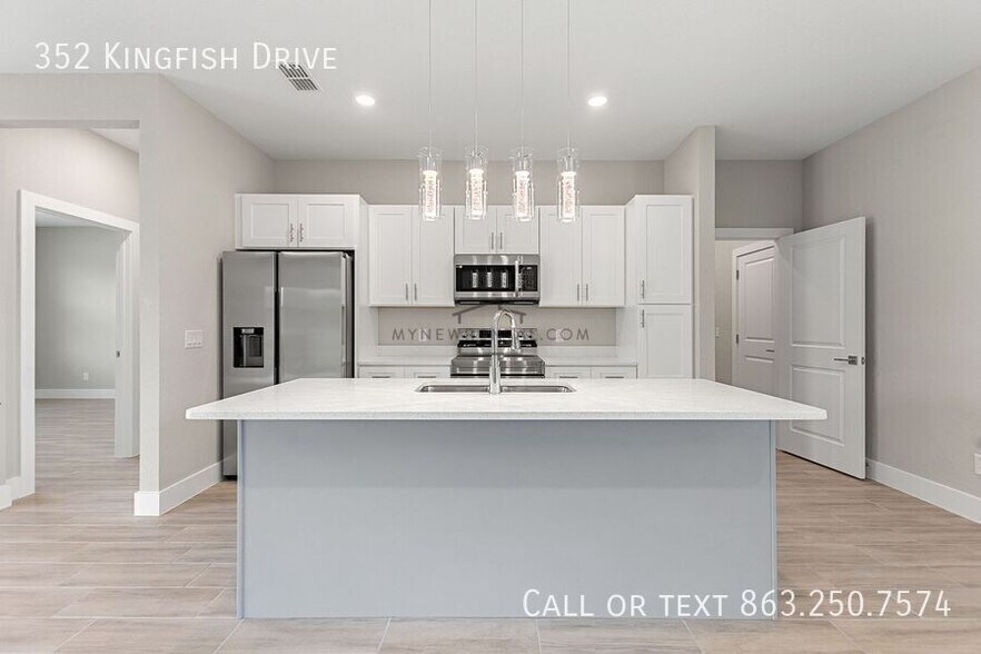 Building Photo - 352 Kingfish Dr