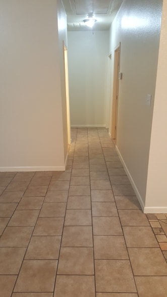 Building Photo - 234 Morningview Dr