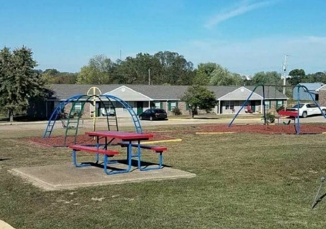 Primary Photo - Mountain Grove Apartments II