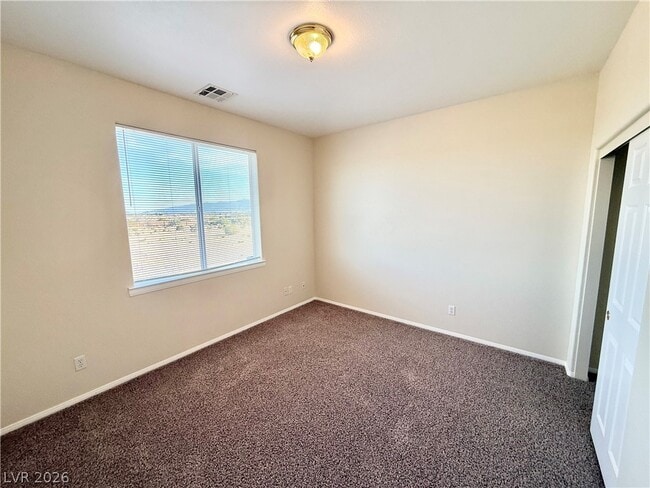 Building Photo - 4467 E Dandelion St