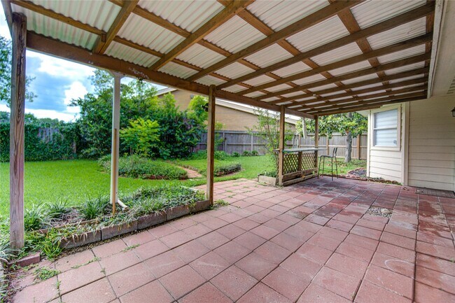 Building Photo - 902 Mesa Terrace Dr