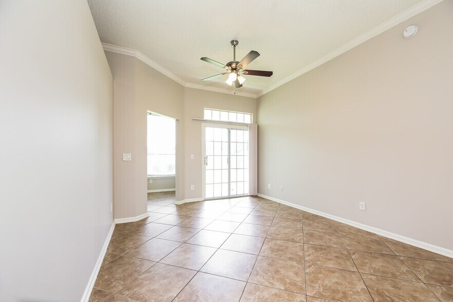 Building Photo - 201 Carolina Jasmine Ln