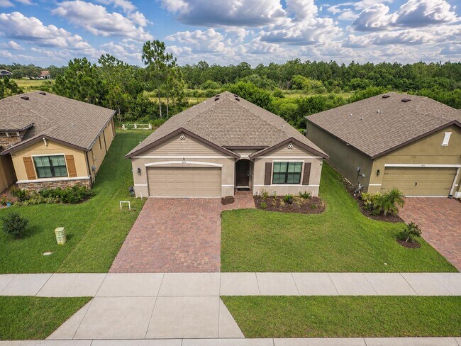 Building Photo - 927 Remington Green Dr SE