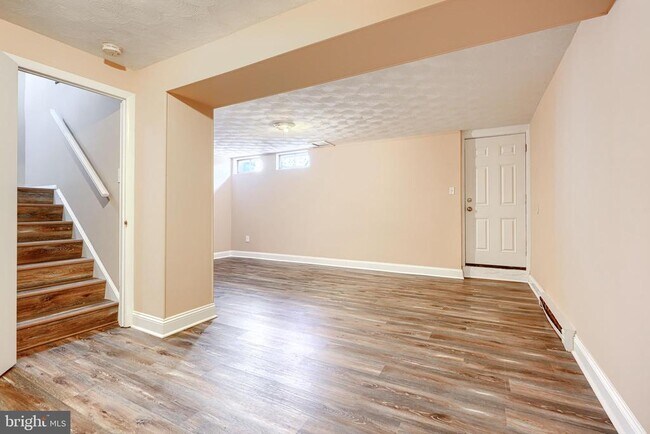 Building Photo - 12321 Boncrest Dr