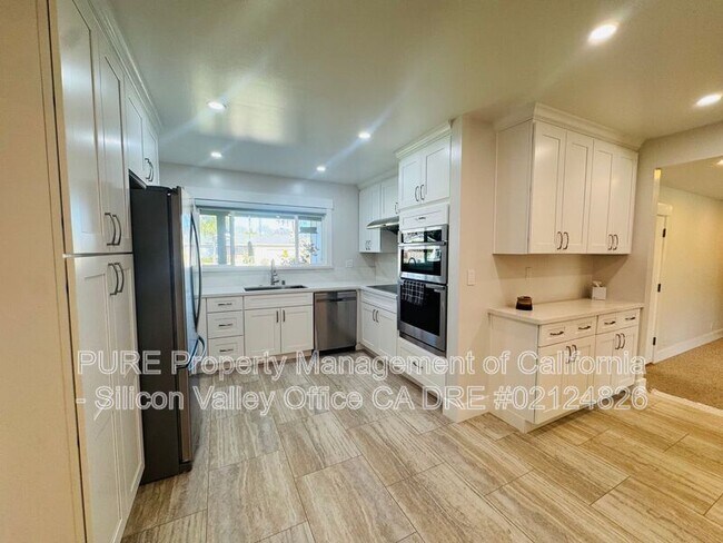 Building Photo - 3754 Compton Ln