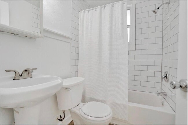 Building Photo - 1814 Florida Ave