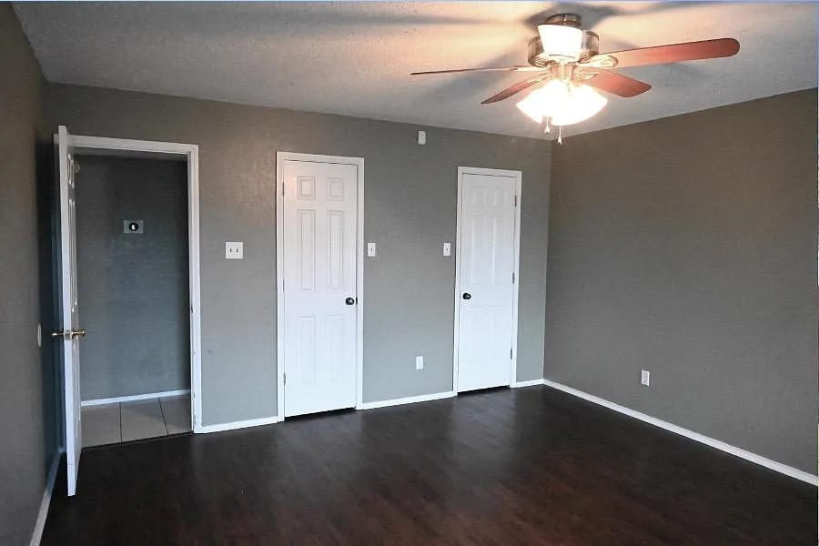 Building Photo - 2711 Harvest Lake Dr