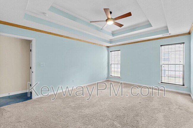 Building Photo - 811 Oshields Ct