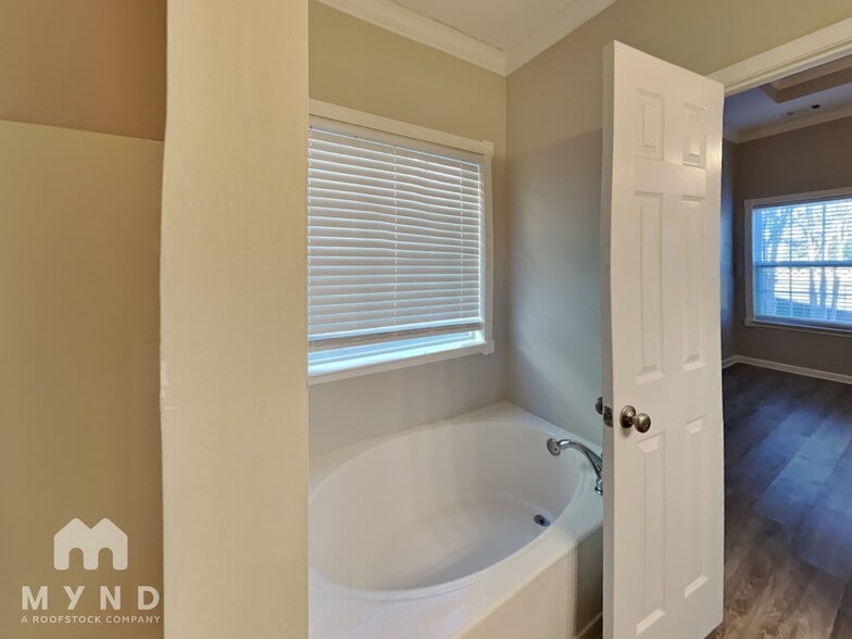 Building Photo - 3 Rockcress Ct