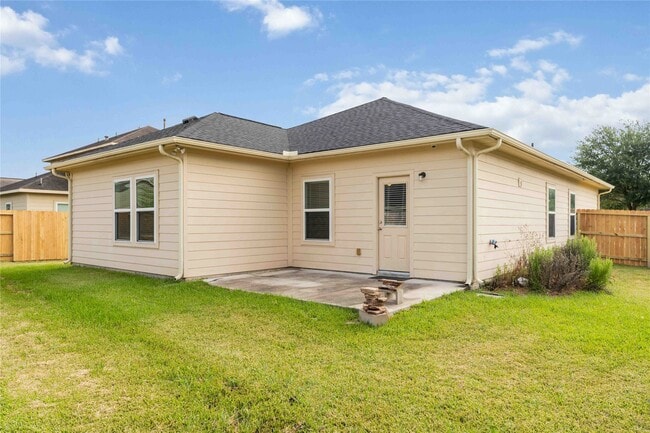 Building Photo - 2206 Grand Isle Ln
