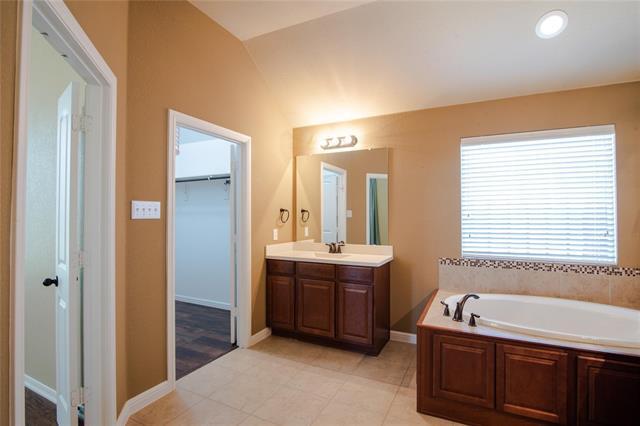 Building Photo - 5112 Sweetgum Ct