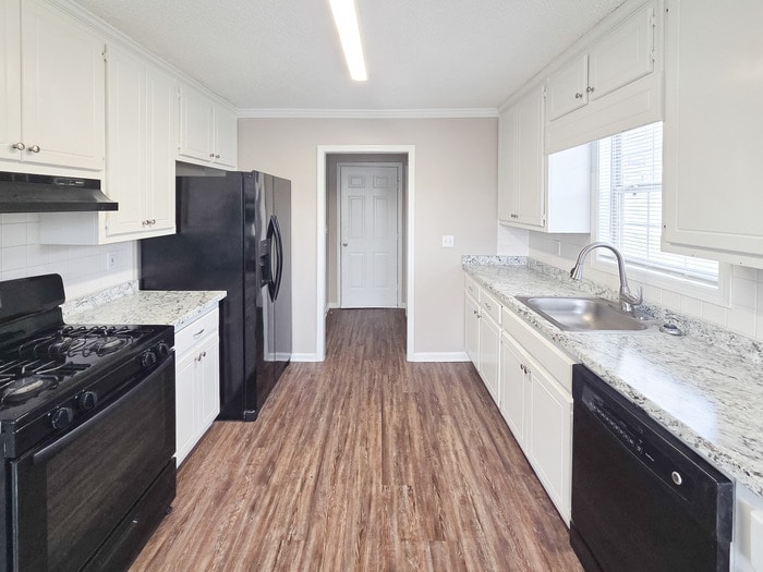 Building Photo - 1139 Commons Ct