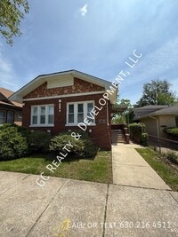 Building Photo - 10119 S Peoria St