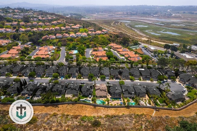 Building Photo - 15804 Caminito Cantaras