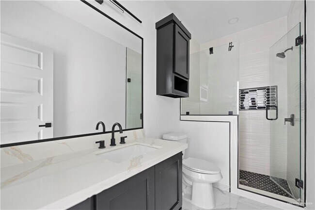 Building Photo - 10 Buccaneer Dr