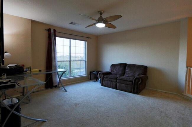 Building Photo - 11008 Crazy Well Dr