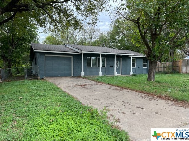 Primary Photo - 1701 Chippendale Dr