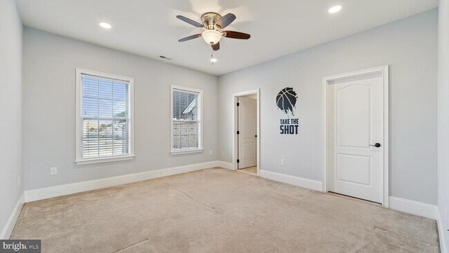 Building Photo - 178 Pratt Ln