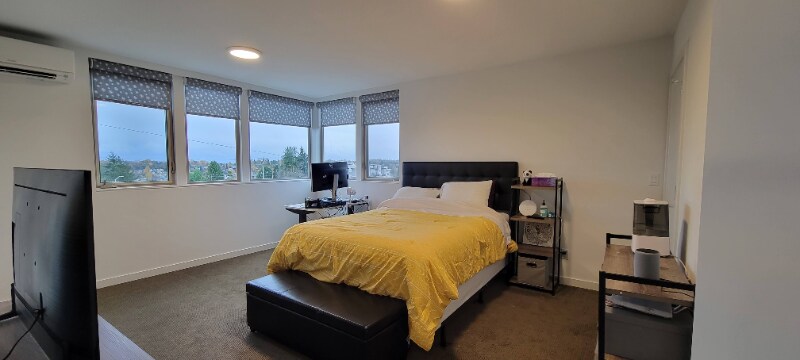 Building Photo - 4126 36th Ave SW