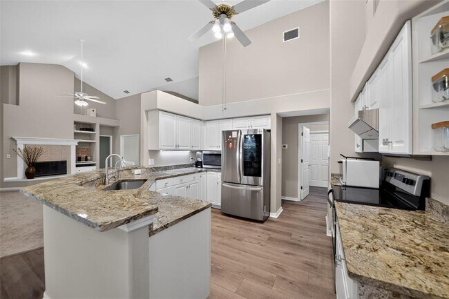 Building Photo - 804 Rosemist Ct