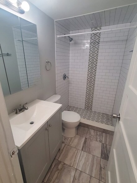 Building Photo - 24 Colgate Rd