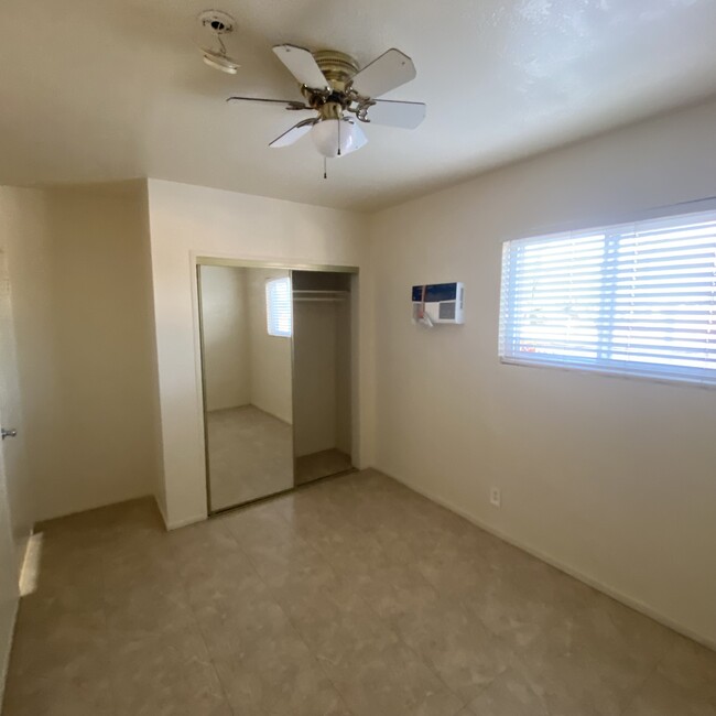 ONE BEDROOM - 2728 W Ramona Rd