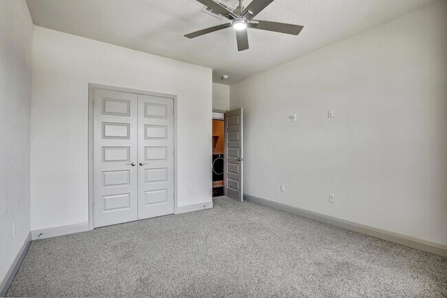 Building Photo - 18012 Stefano Dr