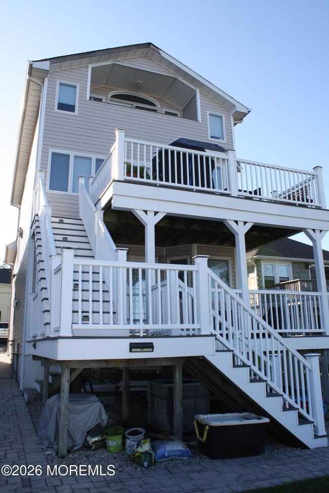 Building Photo - 42 Oceanview Ave