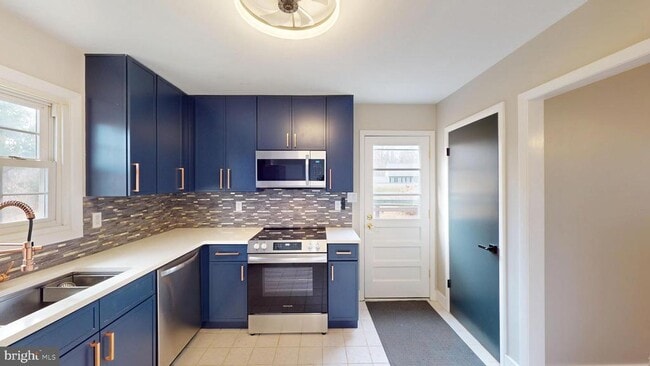 Building Photo - 11813 Cornwell Dr