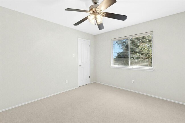 Building Photo - 6805 Breezy Pass