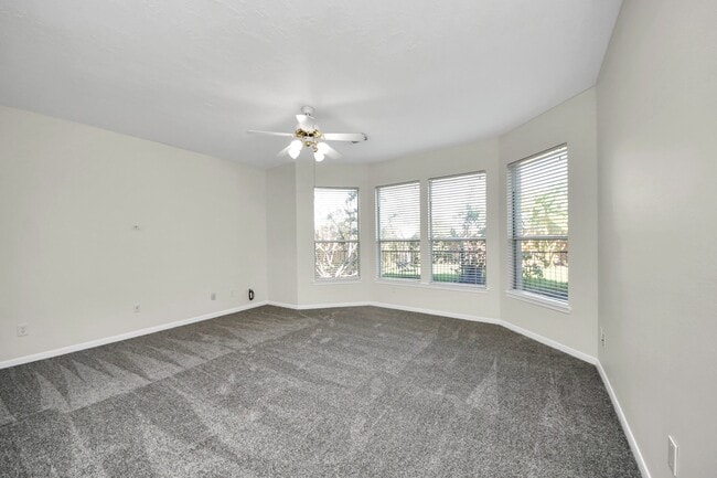 Building Photo - 13218 Haven Falls Ln