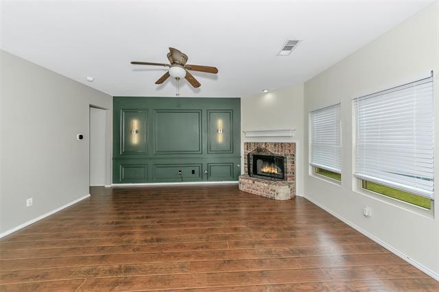 Building Photo - 1020 Breeders Cup Dr