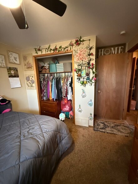 Building Photo - 2223 E Joseph Ave