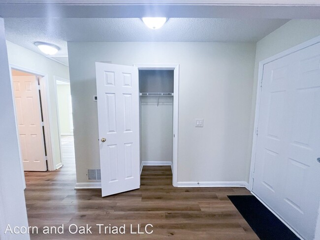 Building Photo - 3 br, 2 bath House - 6400 Chamblee Ct