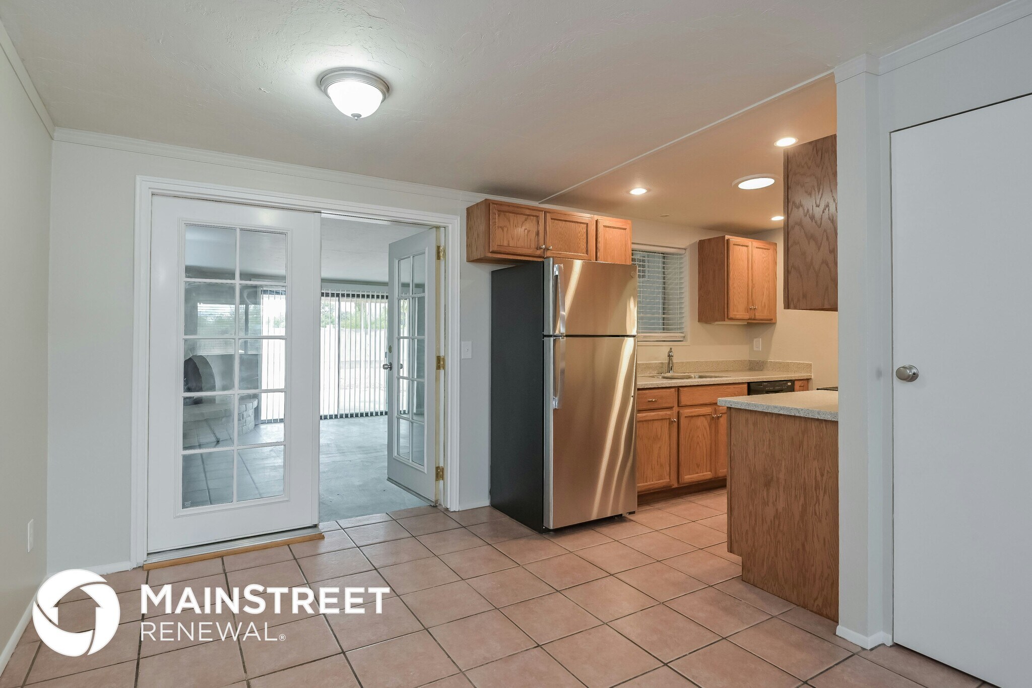 Building Photo - 7651 E Poinciana Dr