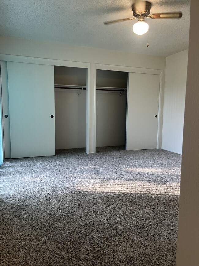 Building Photo - 800 Andrew Dr