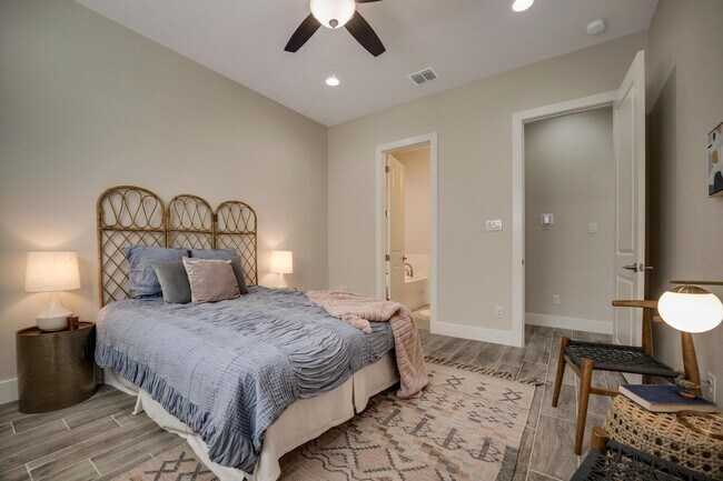 Building Photo - 4-BEDROOM LUXURY NEW CONSTRUCTION