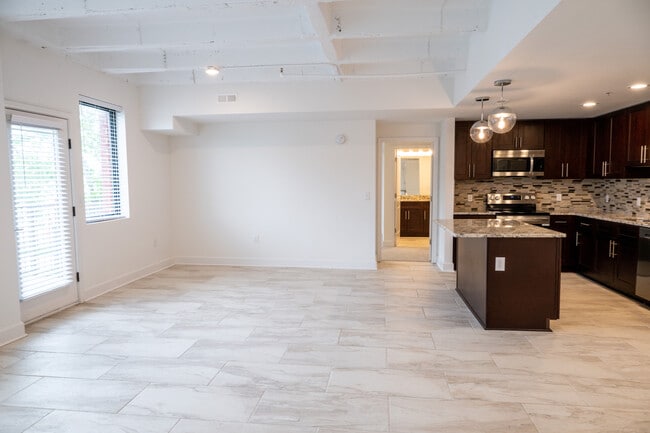 2302 | Living & Kitchen - ArriveKC Condos