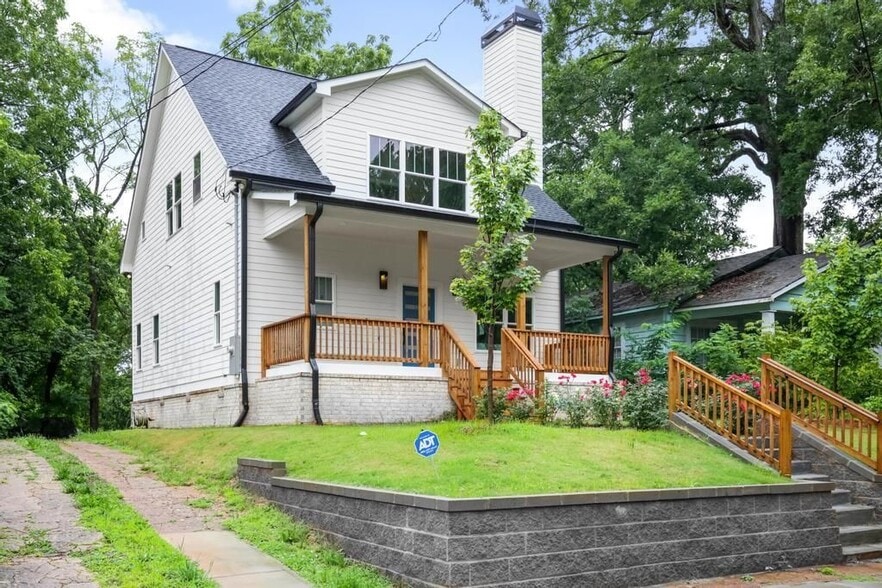 Building Photo - 79 Adair Ave SE