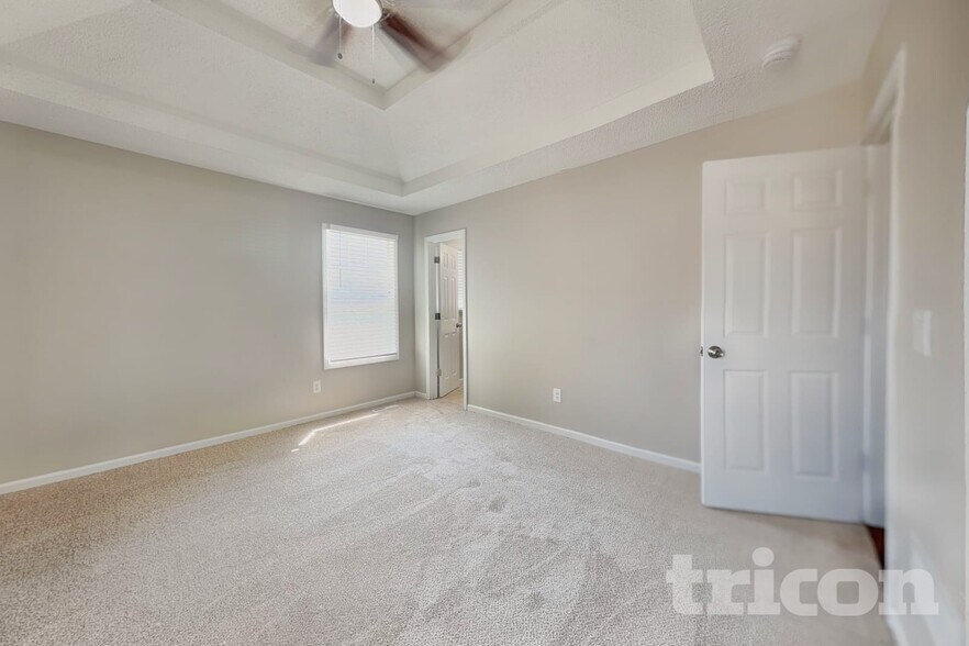 Building Photo - 1501 Cypress Dr